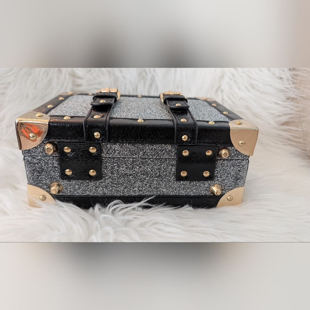 Stylish Black & Gray Trunk-Style Top-Handle Bag - Picture 8 of 16